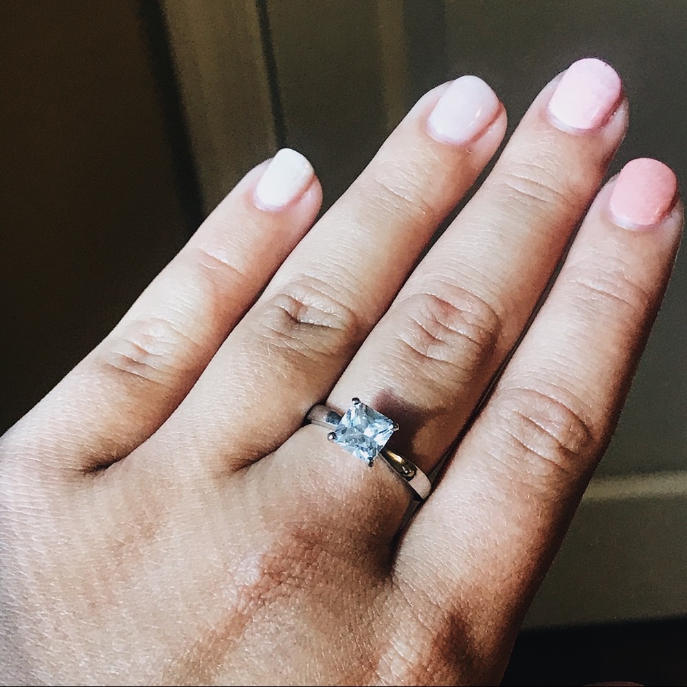Sterling Silver Solitaire Princess Cut CZ Ring Sz8 - Picture 8 of 11